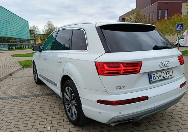 Audi Q7 cena 139000 przebieg: 170000, rok produkcji 2017 z Suwałki małe 154